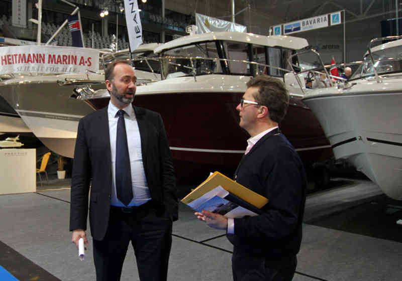 Nærings- og handelsminister Trond Giske åpnet Sjøen for alle onsdag. Erlend Prytz i Norboat til høyre. Foto: NHD.