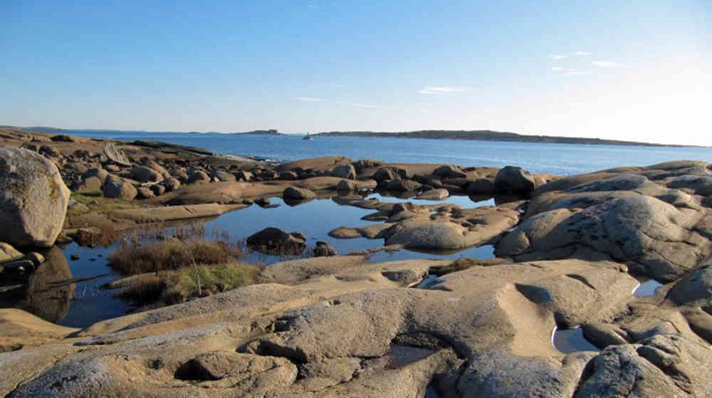 Skjellholmen towards Akerøya, Ytre Hvaler National Park. Photo: the County Governor of Østfold.